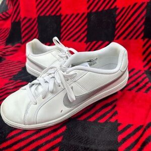 Nike White and Gray Sneakers